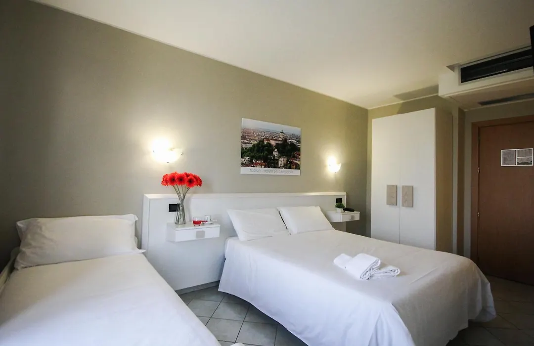 Green Class Hotel Candiolo-1